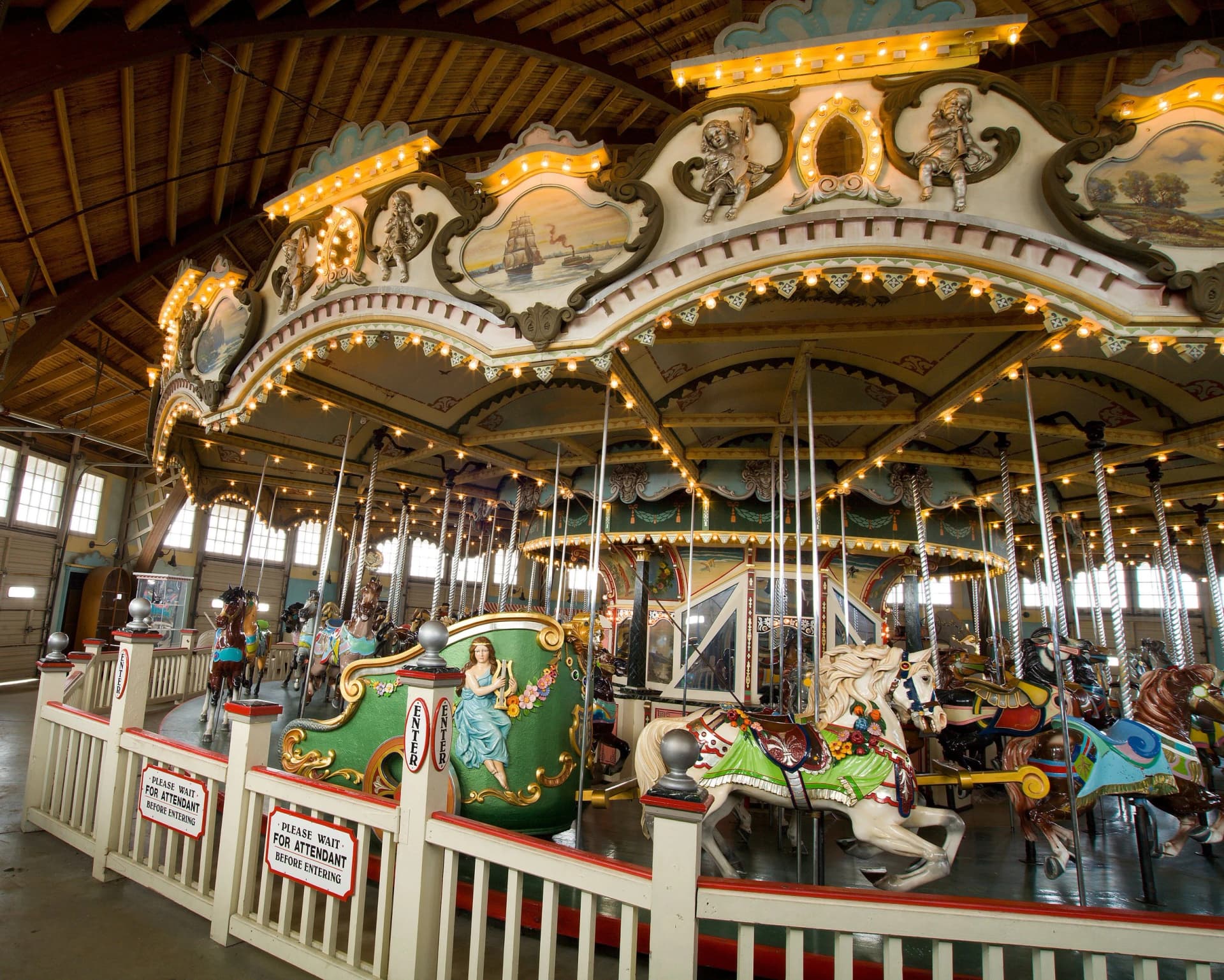Paragon Carousel