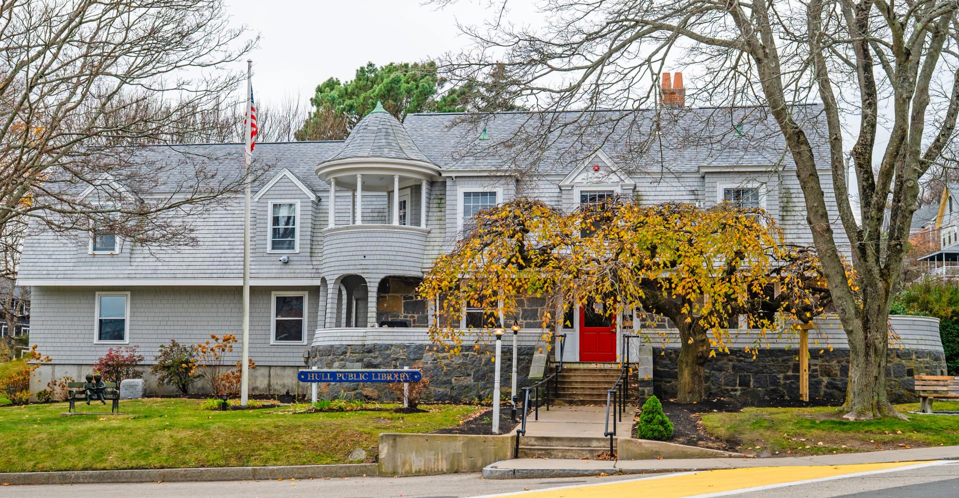 Hull Public Library