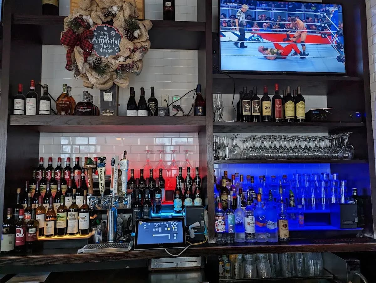 Boathouse Bistro