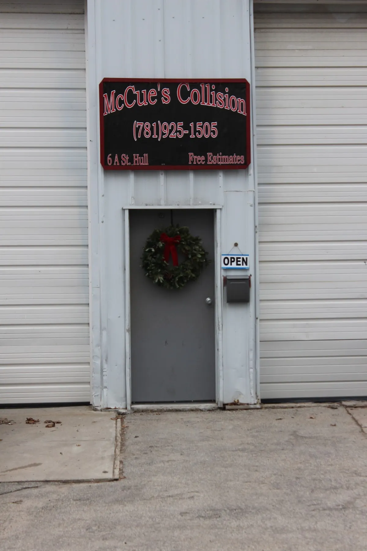 McCue's Collision & Restoration in Hull, MA