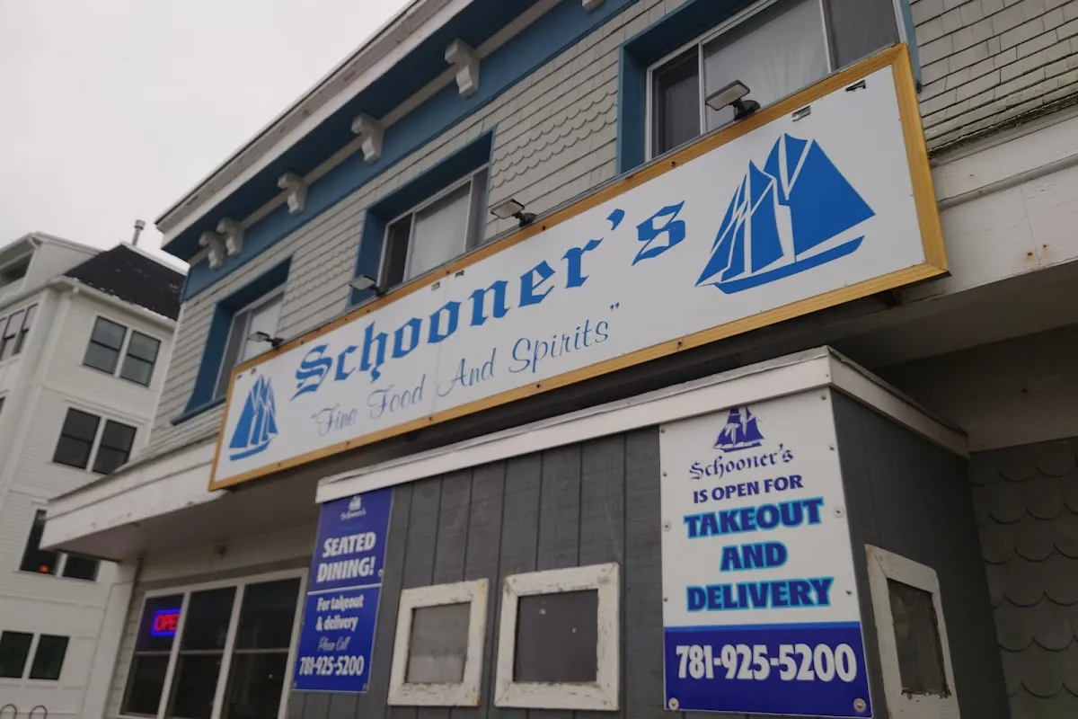 Schooner's Restaurant