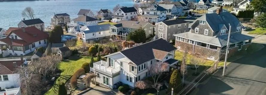 Hampton Circle neighborhood in Hull