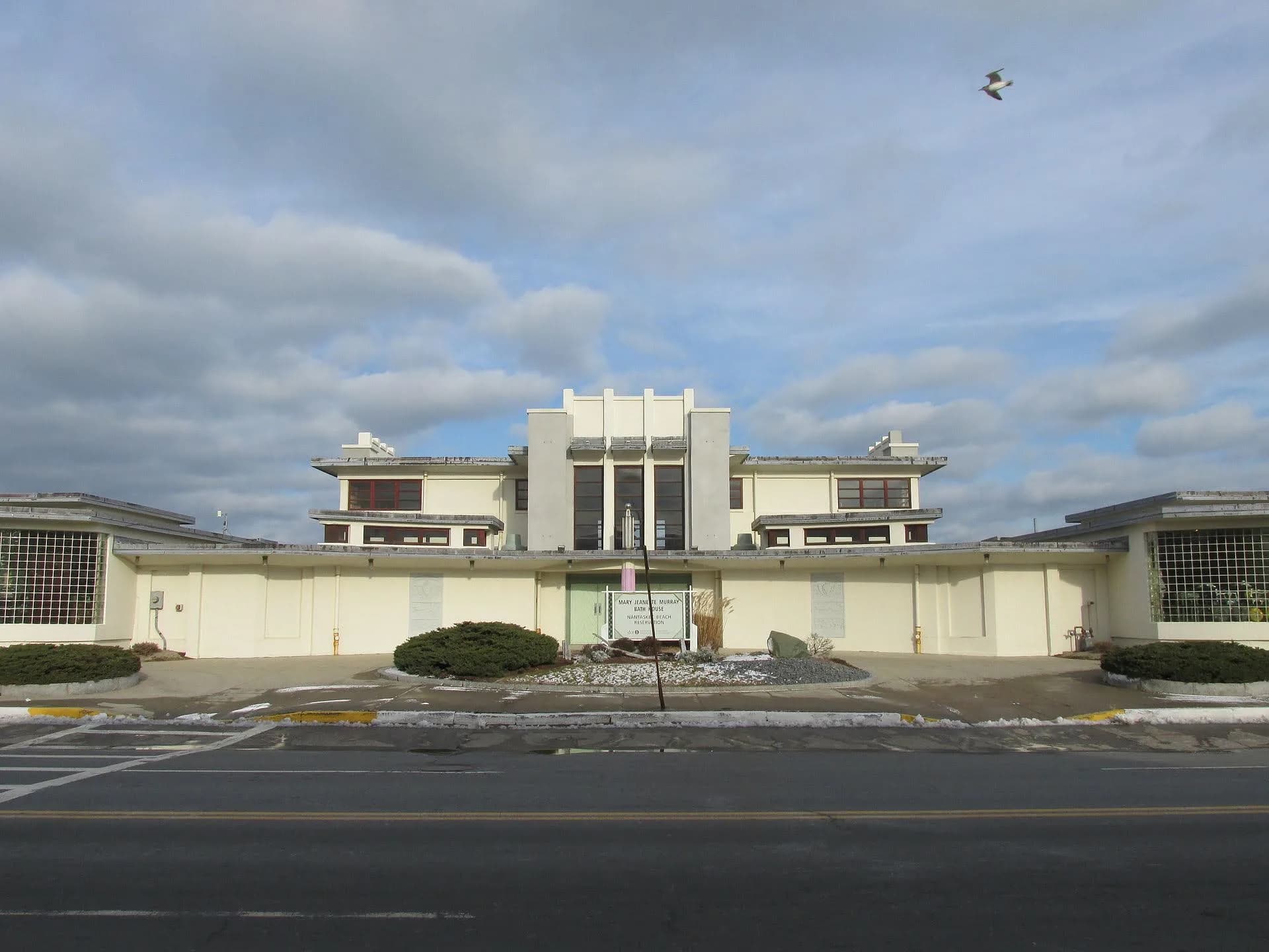 Murray Bath House