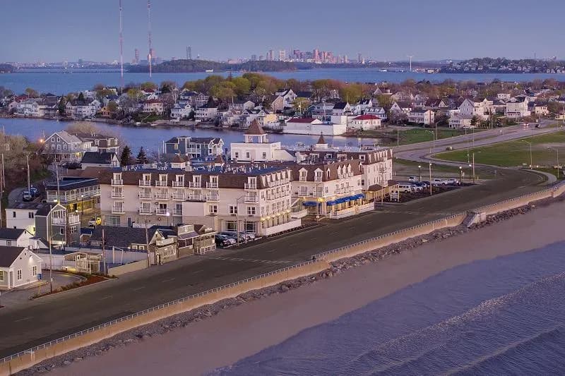 Scenic view of Hull's coastline