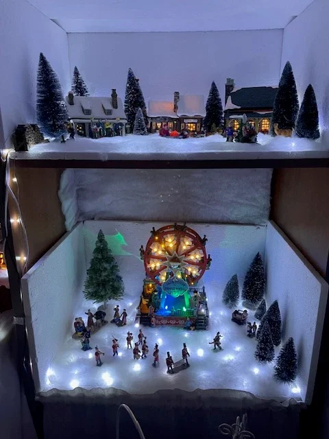 Bibbidi Bobbidi Bright 2024 - Holiday Lights in Hull