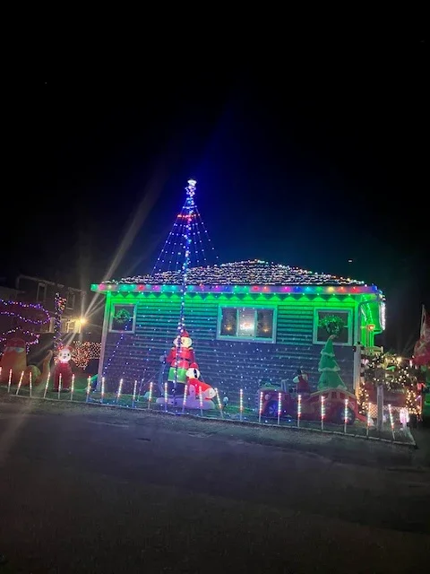 Bibbidi Bobbidi Bright 2024 - Holiday Lights in Hull