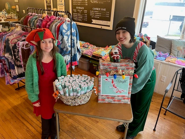 Bibbidi Bobbidi Bright 2024 - Holiday Lights in Hull